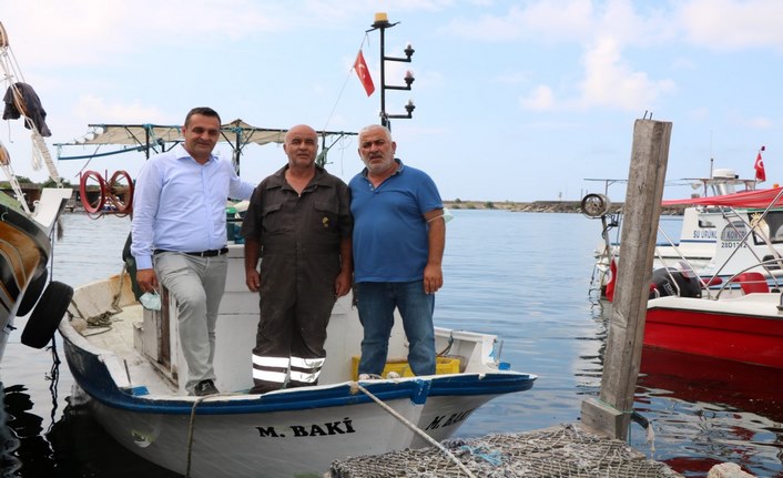 Karadeniz Balıkçıların Sorunlarını Dinliyor