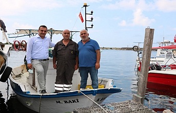 Karadeniz Balıkçıların Sorunlarını Dinliyor