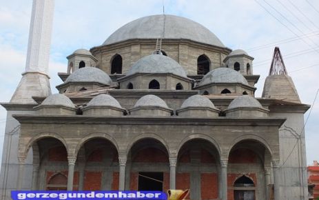 Yavuz Selim Camii Yardım Eli Bekliyor