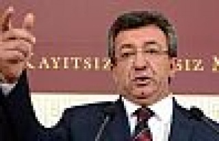 Altay Başbakanın İstifasını İstedi